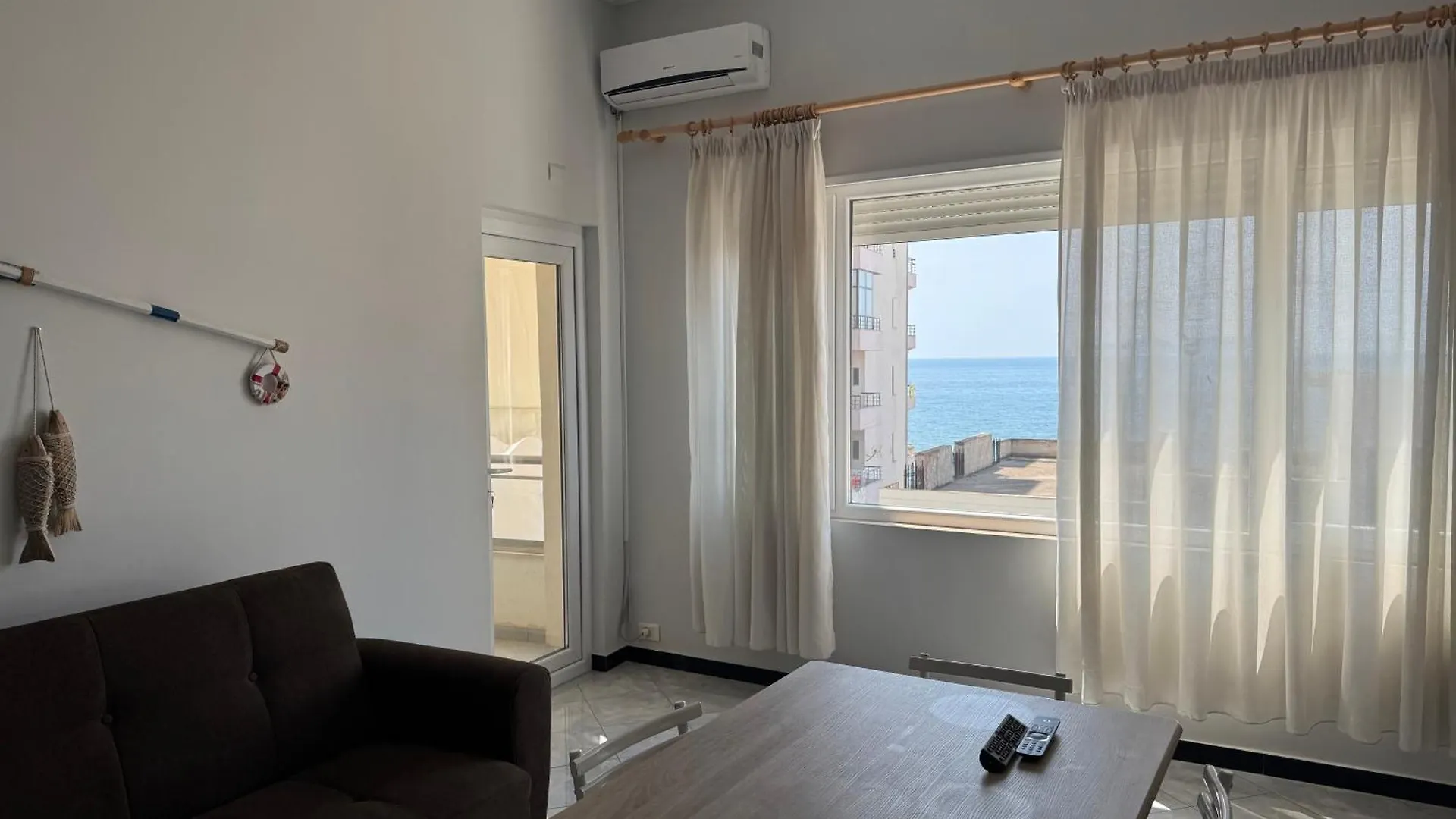 Home Store Lungo Mare 1 Vlorë